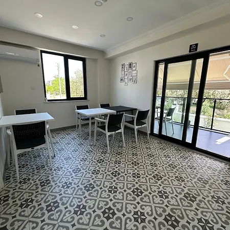 Hotel Sevgi *
